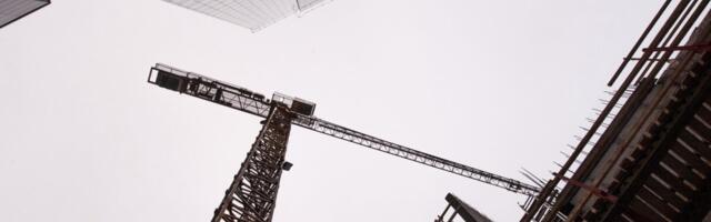 Новая эра офисных зданий: снести, изменить назначение или переосмыслить