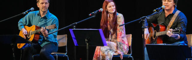 В Ласнамяэ Международный женский день отметили душевным концертом