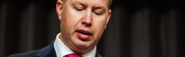 В пояснительной записке к законопроекту об иностранцах обнаружили расчетную ошибку на миллионы евро