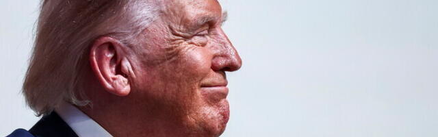 Дональд Трамп согласился отложить военный удар по Ирану по просьбе стран Персидского залива