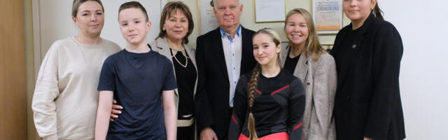 «Нарвская газета» поздравила победителей конкурса «Нарвитянин 2025 года»