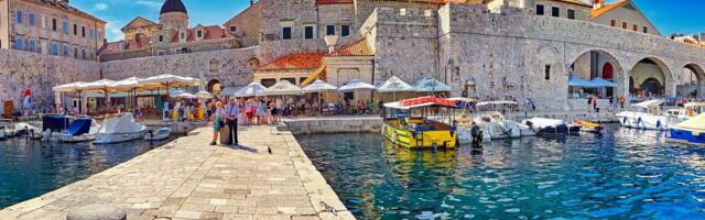 В Дубровнике запрещают чемоданы на колесиках