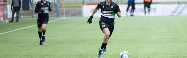 ЧЭ по футболу: таллиннский "Калев" одержал волевую победу над тартуской "Таммекой"