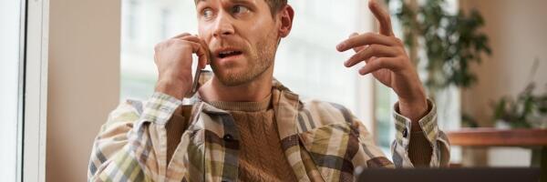 В Риге начал работать единый информационный телефон 80001201