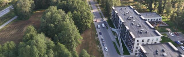 "Зеркало": на параллельной Палдискому шоссе улице требуют установить "лежачего полицейского"