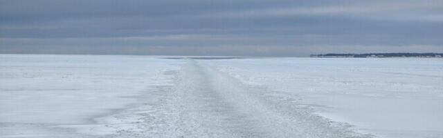 С 9 февраля разрешен выход на лед Нарвского водохранилища