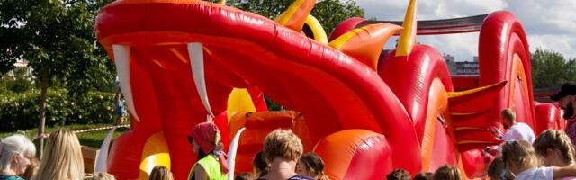 Ласнамяэ отметит окончание школьных каникул большим днем батутов