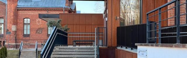 Изменения в работе ЭМО Нарвской больницы: что именно это означает для пациентов?