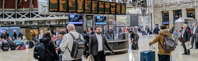 Коронавирус: вариант "Омикрон" находят во все новых странах; в Великобритании тоже выявили два случая