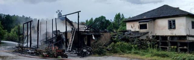 Пожар, ДТП и последствия грозы: спасатели отчитались о происшествиях