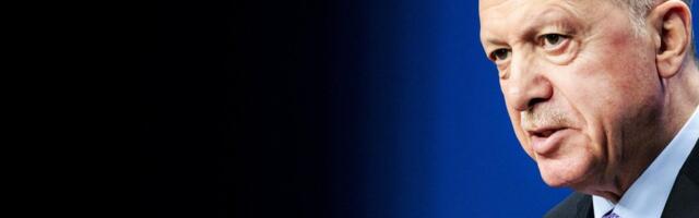 ВОЕННЫЙ ДНЕВНИК (1248-й день) | Эрдоган пытается усадить Путина и Трампа за переговоры в Стамбуле. Главный военно-морской парад в Петербурге отменен