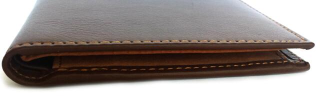 Юноше, забывшему кошелек в магазине, вернули его без 570 евро