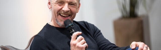 ФОТО: на PÖFF британский актер Саймон Пегг встретился с киноманами