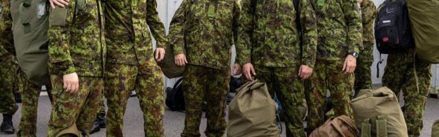 Резервисты артиллерийского полка дивизии прибыли на сборы Okas. Вызвали около 250 человек