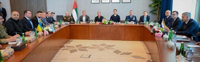 Переговоры России и Украины в Женеве проходят за закрытыми дверями