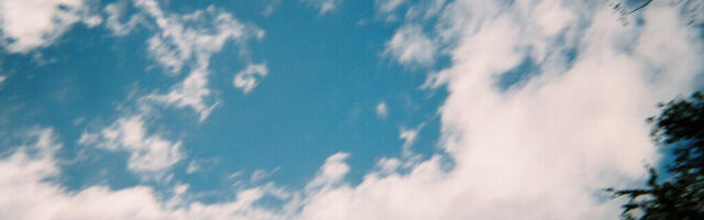 Во вторник переменная облачность, кратковременные дожди и мокрый снег, +4.. +8