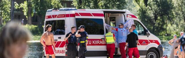 Пьяный мужчина чудом не утонул в реке: его нашли на глубине в два метра
