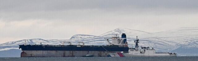 Двух российских моряков отпустили с захваченного США танкера Marinera