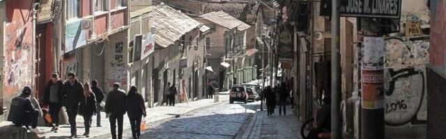 Число погибших при крушении военного самолета в Боливии увеличилось до 24, треть груза пропала