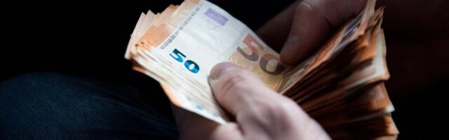 Ошибка исправлена: средняя зарплата выросла на 5,9%