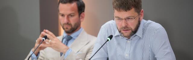 Сам Осиновский занял место Пере, чтобы навести порядок в коммунальном секторе