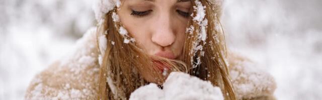 Как снимать зимой на смартфон: советы, которые спасут и фото, и аккумулятор