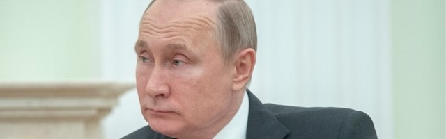 Офицер секретной службы: нельзя позволять Путину вмешиваться в судебную систему США