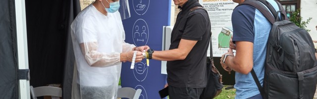 Прошедший Station Narva: первое культурное событие с тестированием посетителей на Covid-19