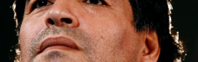 Диего Марадона умер от сердечного приступа