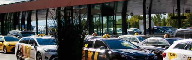 В зоне остановки такси у Таллиннского аэропорта услуги таксоизвоза начал предлагать и Bolt